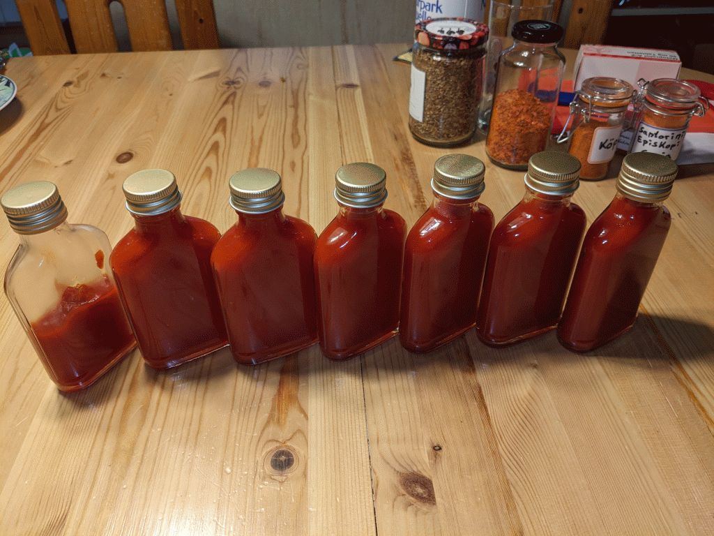 059 - Sriracha.jpg