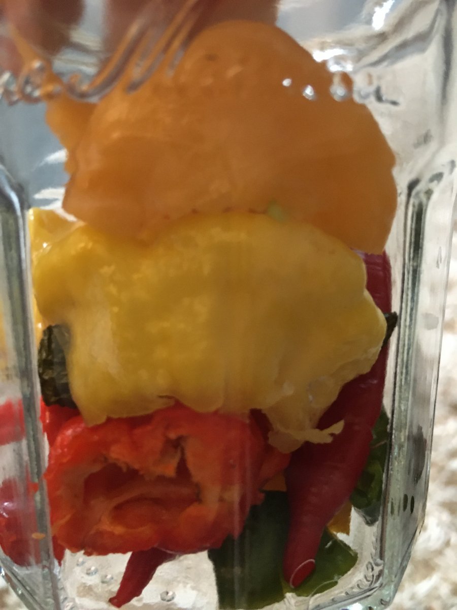 Chili Sauce vorbereitung.JPG