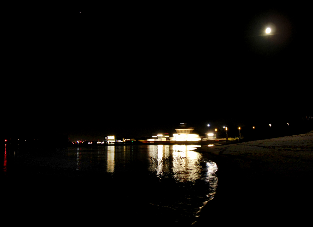 Faehre_Farge_Mond_Venus.jpg