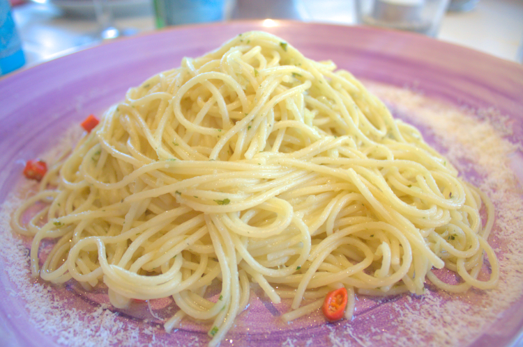 SpaghettiAglio2.jpg