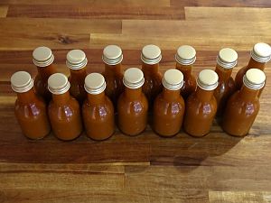 Fermented_hot_sauce_20170113