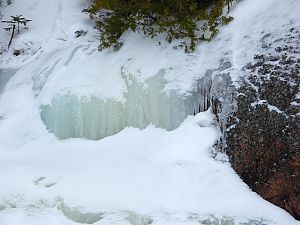 EsIslandIce