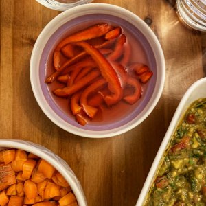 Paprika in Heidelbeerkombucha