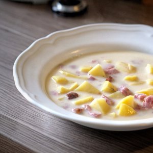 Saure Suppe