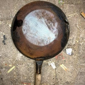 Wok, ungepflegt