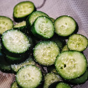Gurken eingesalzen