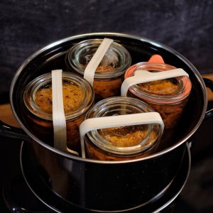 Seitan im Dämpfaufsatz
