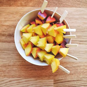 Pfirsich-Sirup-Spieße
