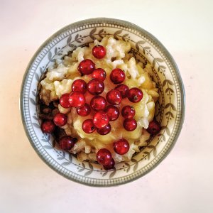 Milchreis & Garten-Johannisbeeren