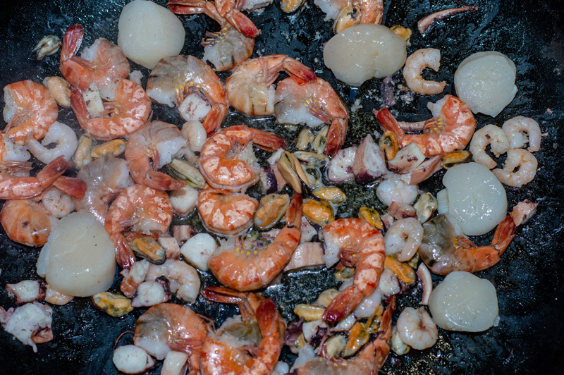 190330_Paella_Iberico_French_Rack_5.jpg
